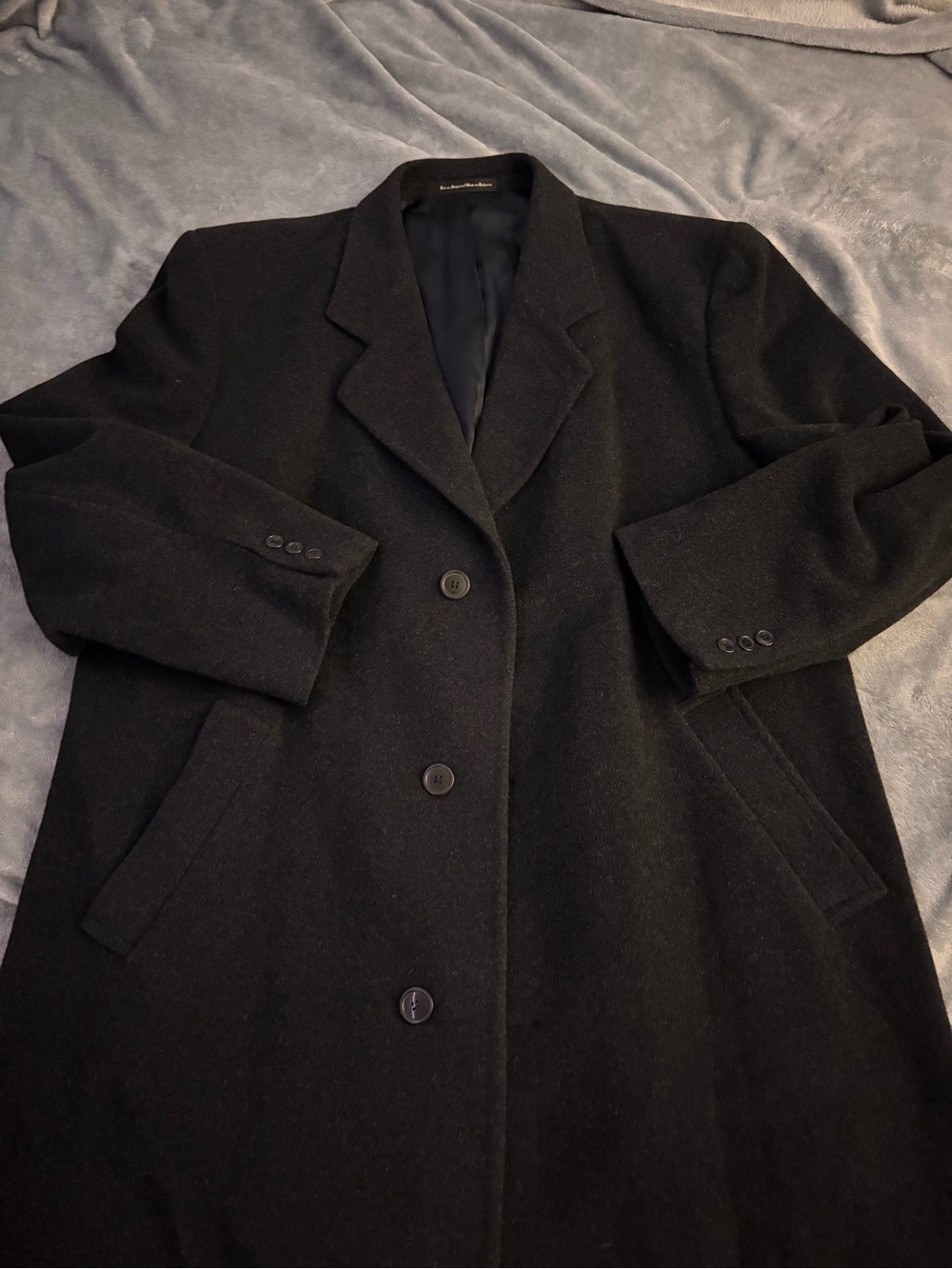 Men's Black Wool Pea Coat - Classic Single-Breasted Style